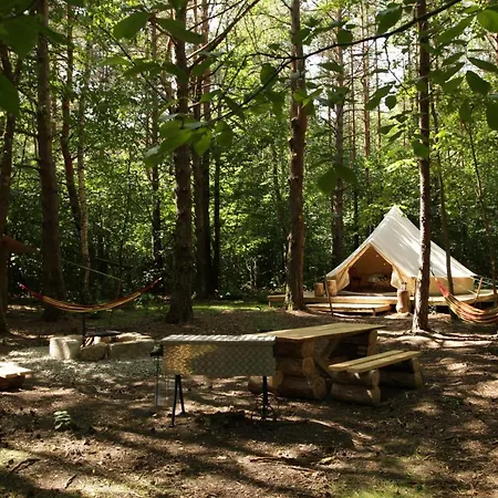 Muhu Forest Camping Luxusní stan Suuremoisa (Saaremaa)